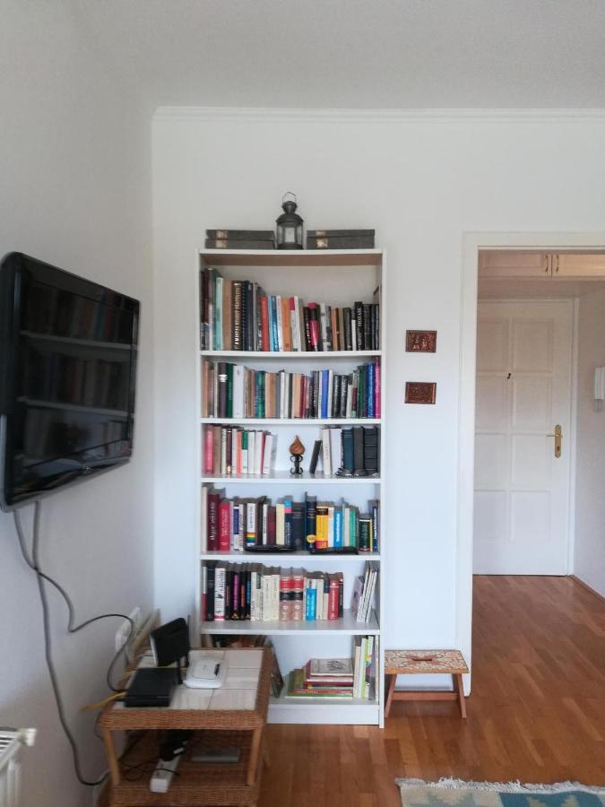 Homy Apartment In Buda, With Safe Garage And Terrace Budapest Esterno foto