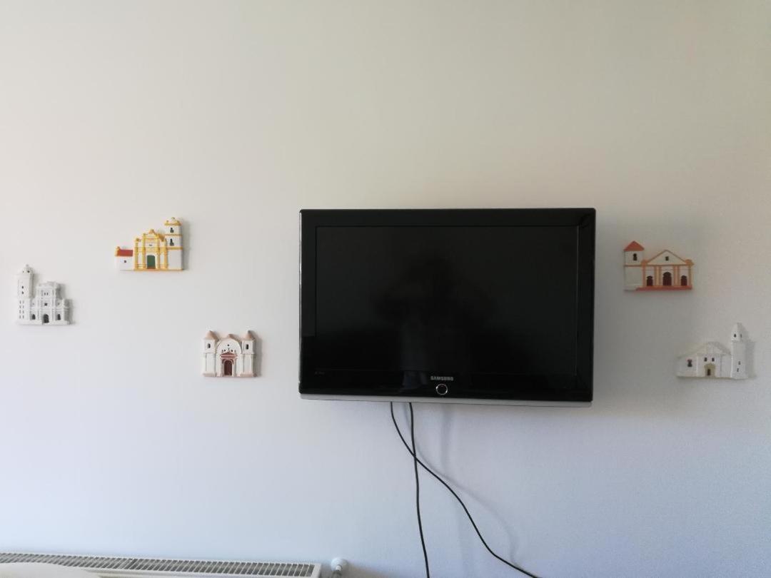 Homy Apartment In Buda, With Safe Garage And Terrace Budapest Esterno foto