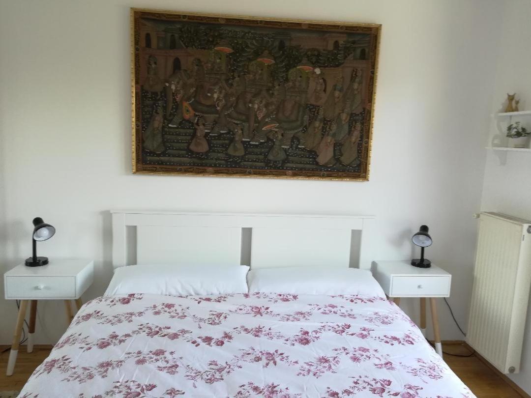 Homy Apartment In Buda, With Safe Garage And Terrace Budapest Esterno foto